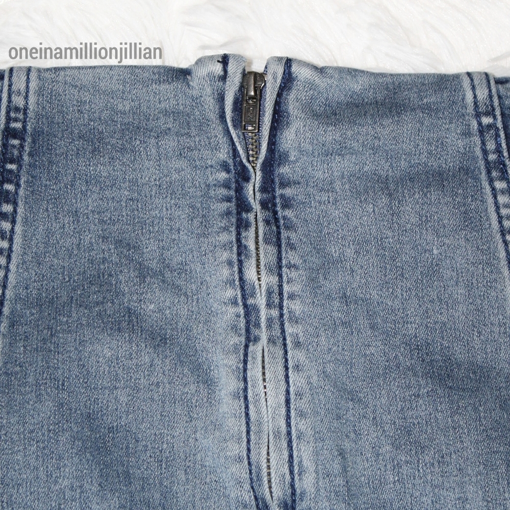 Free People Denim/Jean Mini Skirt Sz - Picture 6 of 11